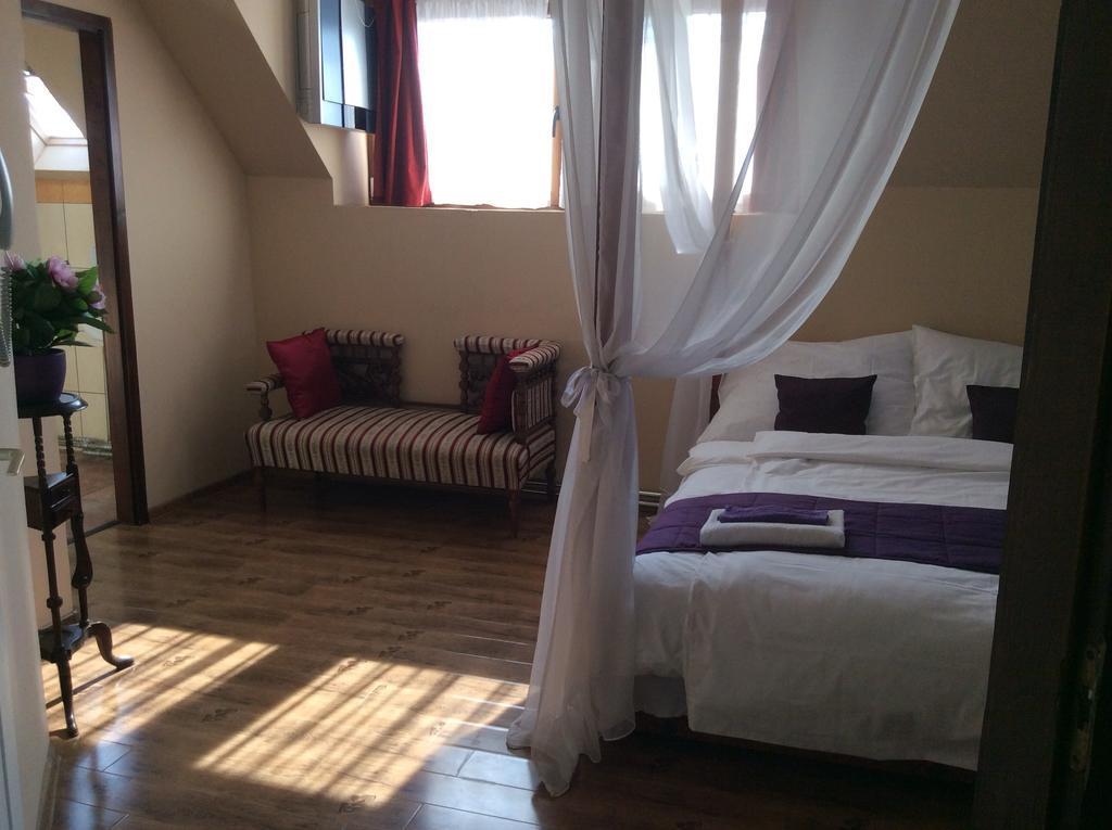 Abszolút Hotel és Panzió Nyirbator Quarto foto