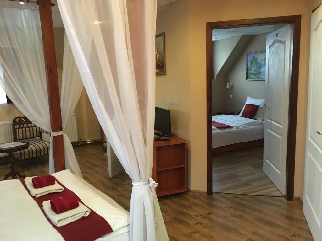 Abszolút Hotel és Panzió Nyirbator Quarto foto