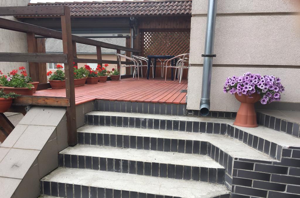 Abszolút Hotel és Panzió Nyirbator Exterior foto